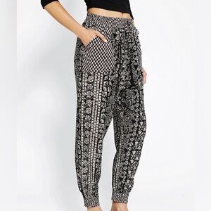 Staring at Stars by Urban Outfitters Loose Cotton Pants - Size S